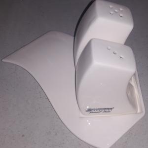 Deagourmet Onda porcelán só-és borstartó+alj, 295016