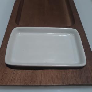 Fa kínáló porcelán tállal, sötétbarna, 18X36X2 cm, 210015