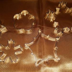 Karácsonyi kiszúró formák dobozban, 5 db, Ikarácsonyikiszúrókdobozban