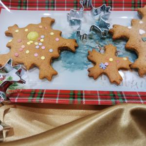 Karácsonyi kiszúró formák dobozban, 5 db, Ikarácsonyikiszúrókdobozban