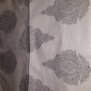 Pamut konyharuha, fehér-szürke tölcsérvirág/levél, P021