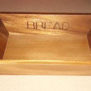 Parawood Fa kenyérkosár, szögletes, 32X18X10 cm, 210004