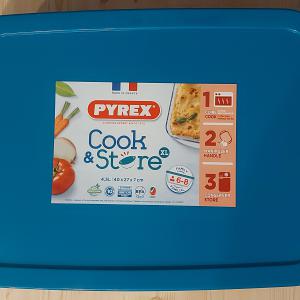 Pyrex Cook Store; üveg sütőtál, műanyag tető, 40X27X7 cm, 4,5 liter, 203223