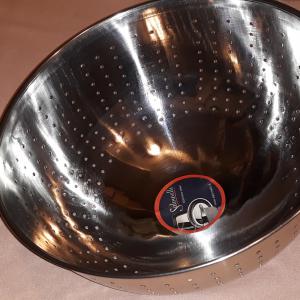 Salvinelli rozsdamentes nyeles tésztaszűrő, 24 cm, 430095