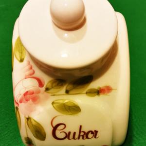 Vanilia Kerámia 44-22, Rózsás fűszertartó nagy, 18,5cm, 1,4l, választható felirat, V.K.44-22