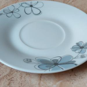 Virágos porcelán kávés csésze 20cl, alátéttel, 1db