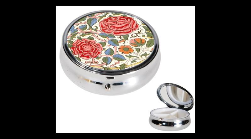 FRI.19962 Gyógyszeres fémdoboz 3 fakkos 6x2,1cm, William Morris: Roses