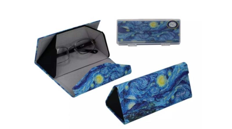 H.C.021-8350 Összehajtható műanyag szemüvegtok 0,57x16x6cm, dobozban, Van Gogh: Csillagos éj