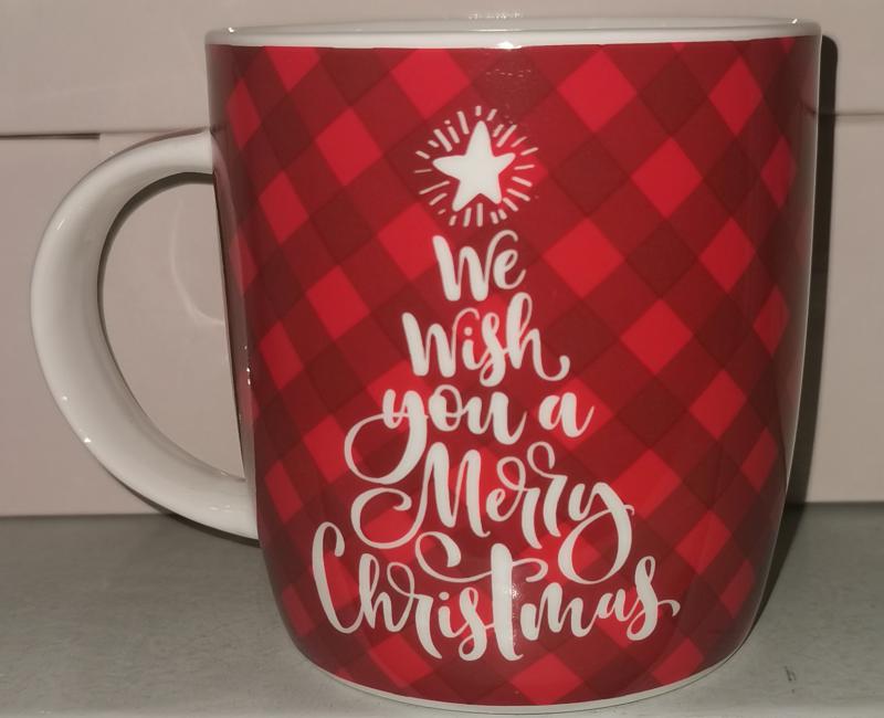 Karácsonyi porcelán bögre, piros kockás, 38 cl, 1 db