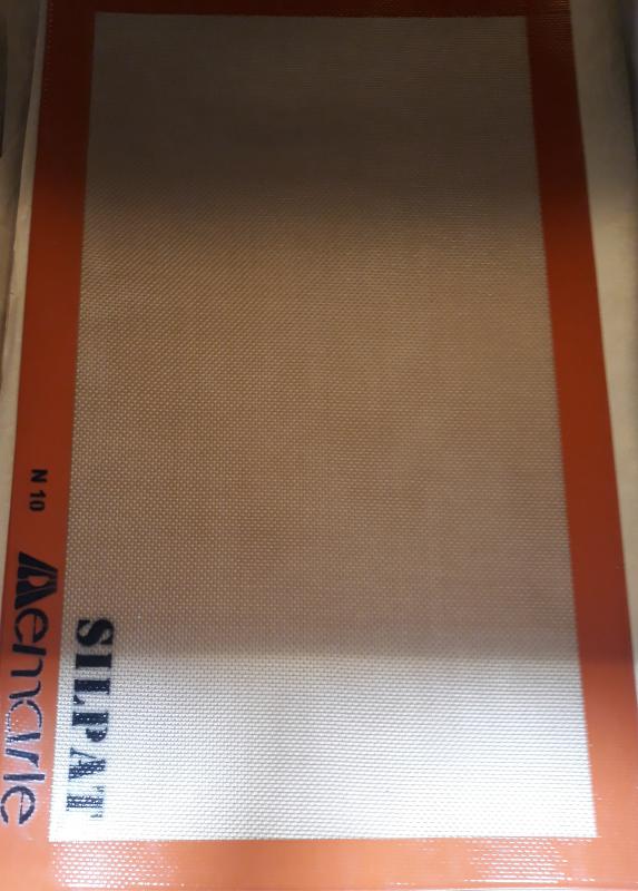 Paderno 47680-53 szilikonos sütőlap, (narancs) 53X32,5 cm, 197390