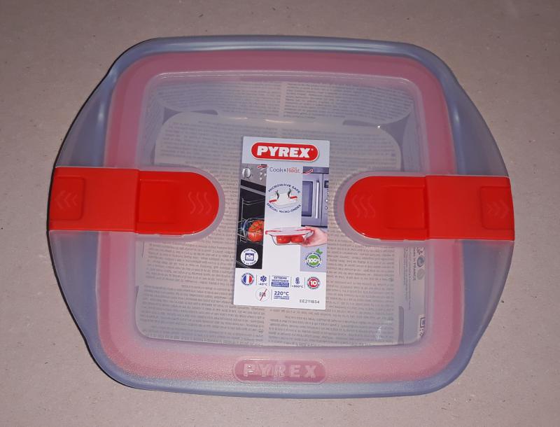 Pyrex Cook Heat; szögletes sütőtál, műanyag tető, 1 liter, 20X17X6 cm, 203224