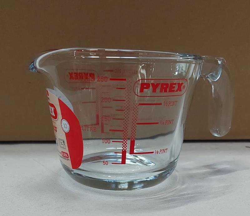 PYREX mércés kancsó, 0,25 liter, mérő kancsó