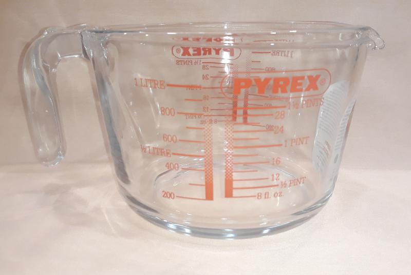 PYREX mércés kancsó, 1 liter, mérő kancsó, 203024