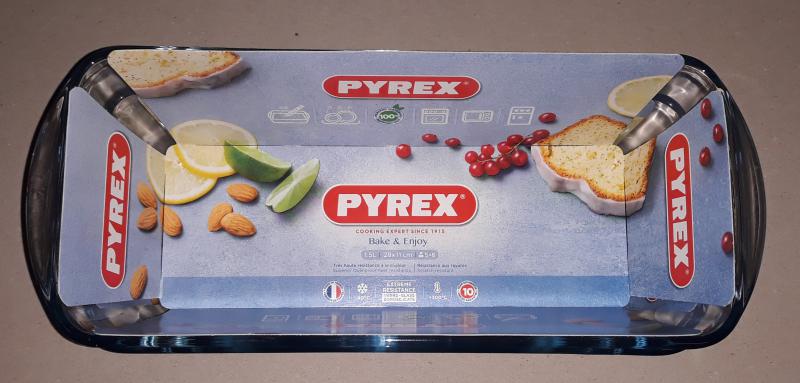 Pyrex üveg püspökkenyér forma, 28X11X8 cm, 1,5 liter, 203010