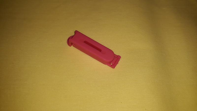Tasak lezáró csipesz, műa., kicsi (5 cm), rózsaszín, P015