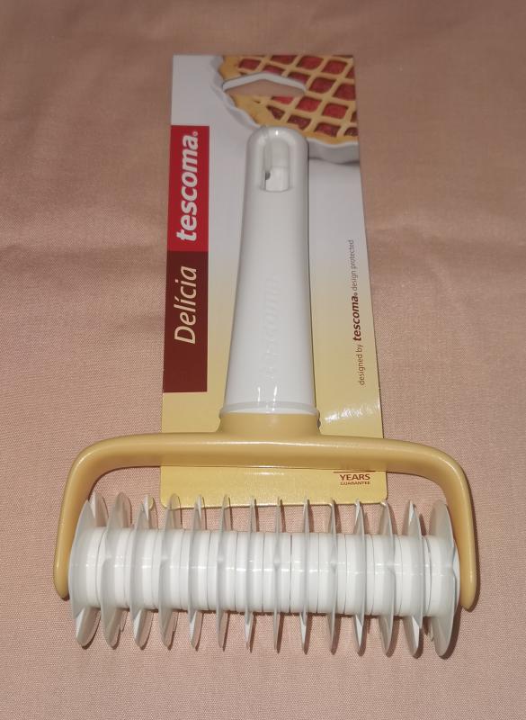 TESCOMA DELICIA DELÍCIA Rácsos tészta vágó henger (rácsozó), 630044