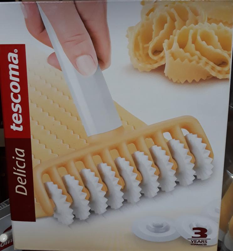 Tescoma Delícia multifunkcionális vágó, metélő 12X16,5 cm, 630023