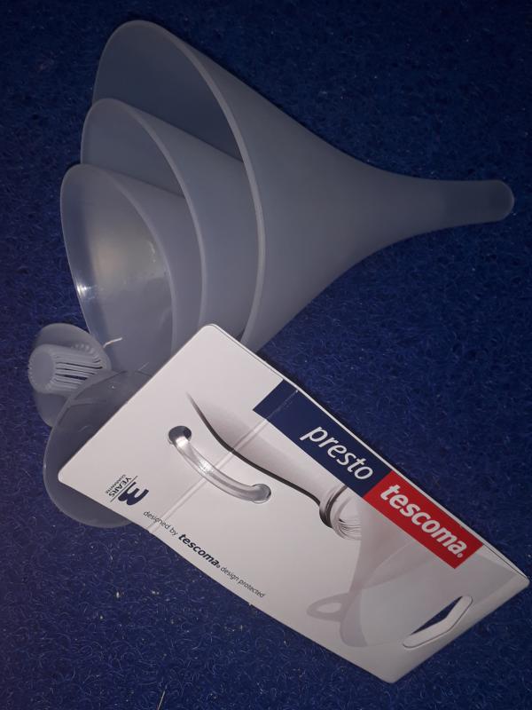 Tescoma Presto tölcsérkészlet szűrővel, 4db tölcsér+1db szűrő, 420596