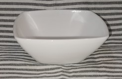 Bormioli Rocco Eclissi Bianco, fehér üveg salátás tálka, szögletes, 46 cl, 136x136 mm