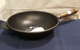 Durall Grand Chef teflon öntvény WOK 28 cm fa nyéllel, 183021