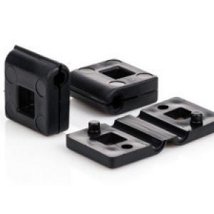 Kerítés bilincs elkülönítő 5mm huzal átmérőhöz. 2 db, 1 pár