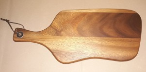 Parawood Fa nyeles vágódeszka, fém betétes nyél 18X42X2 cm, 210025