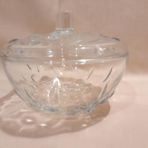Pasabahce Perla üveg cukorka tartó, 14 cm, 97236