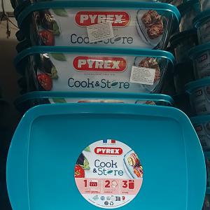 Pyrex Cook Store; szögletes üveg sütőtál, műanyag tető, 28X20X8 cm, 2,5 liter
