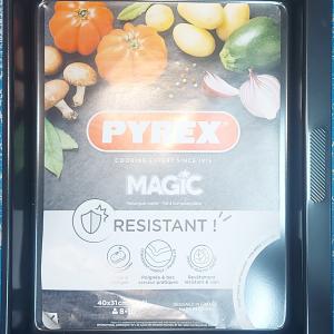 PYREX MAGIC bevonatos tepsi 40x30x5 cm (külső 43,5x35,5 cm)