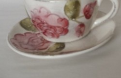 Vanilia Kerámia 30-08, Domború mintás teásalj,virágos bordó,kerámia, V.K.30-08