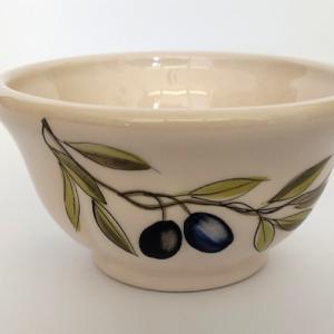 V.K.36-12-02 Violin olajbogyós műzlistál kicsi,0,3l , kerámia, kézzel festett