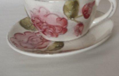 Vanilia Kerámia 30-08, Domború mintás teásalj,virágos bordó,kerámia, V.K.30-08