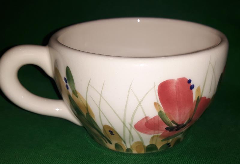 Vanilia Kerámia 43-05, tele virágos kerámia kávéscsésze, 2 dl, pipacsos, kézzel festett,  V.K.43-05