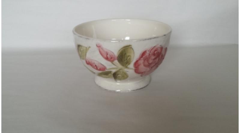 V.K.30-12 Domború mintás műzlistál,virágos bordó,kerámia,kézzel festett-dia15x9cm-6dl