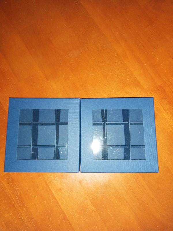 Bonbon doboz kék színű - 9 darabos