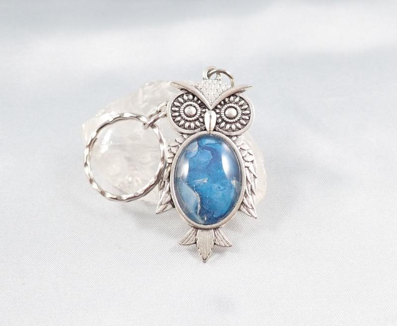 Bagoly talizmán kulcstartó – Azúr csend