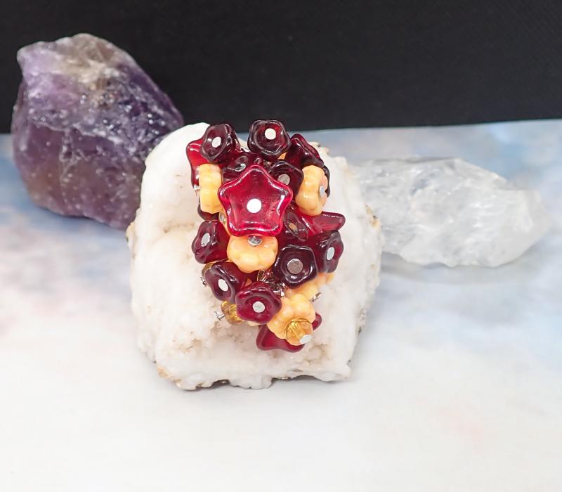 Bordó virágfürt medál