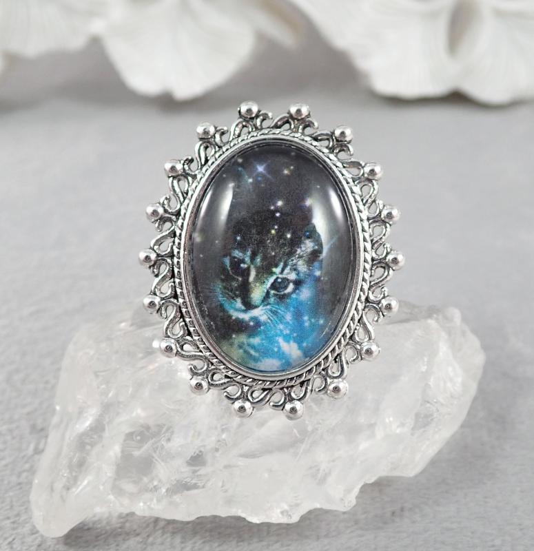 Cicás-égboltos gyűrű