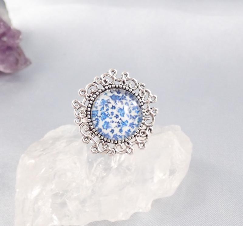 Csipkés szélű gyűrű 3