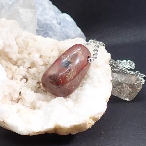 Breccsa jáspis medál, közepes