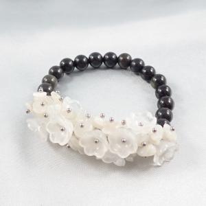 Fehér csend ásvány karkötő