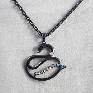 Fekete hattyú medál