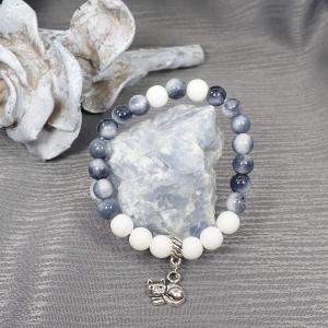 Jáde és kagylóhéj karkötő, cicás 1