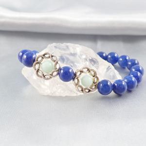Kék jáde karkötő hullámos gyöngykerettel