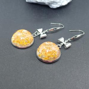 Narancssárga virágos fülbevaló