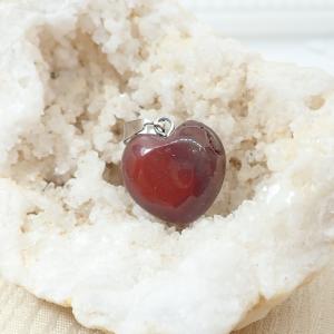 Piros (vörös) jáspis medál, szív 2