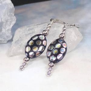 Pöttyös-gyöngyös fülbevaló