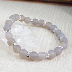 Szürke matt achát karkötő 2