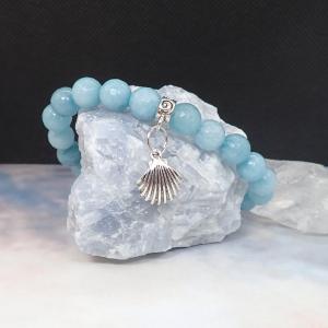 Tengerkék achát karkötő kagylócskával 1