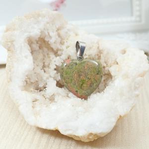 Unakit medál, szív, nagyobb, nyaklánccal 3